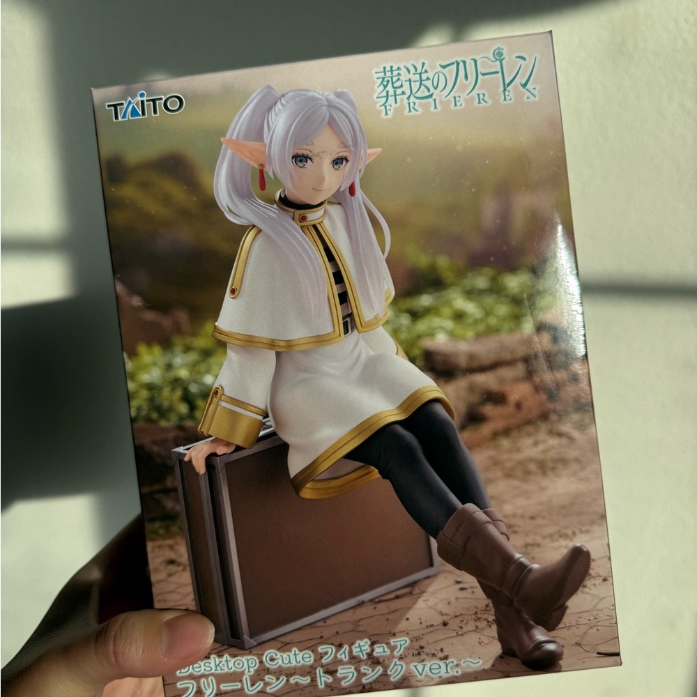 Taito Anime Frierex Figure with White and Gold Outfit